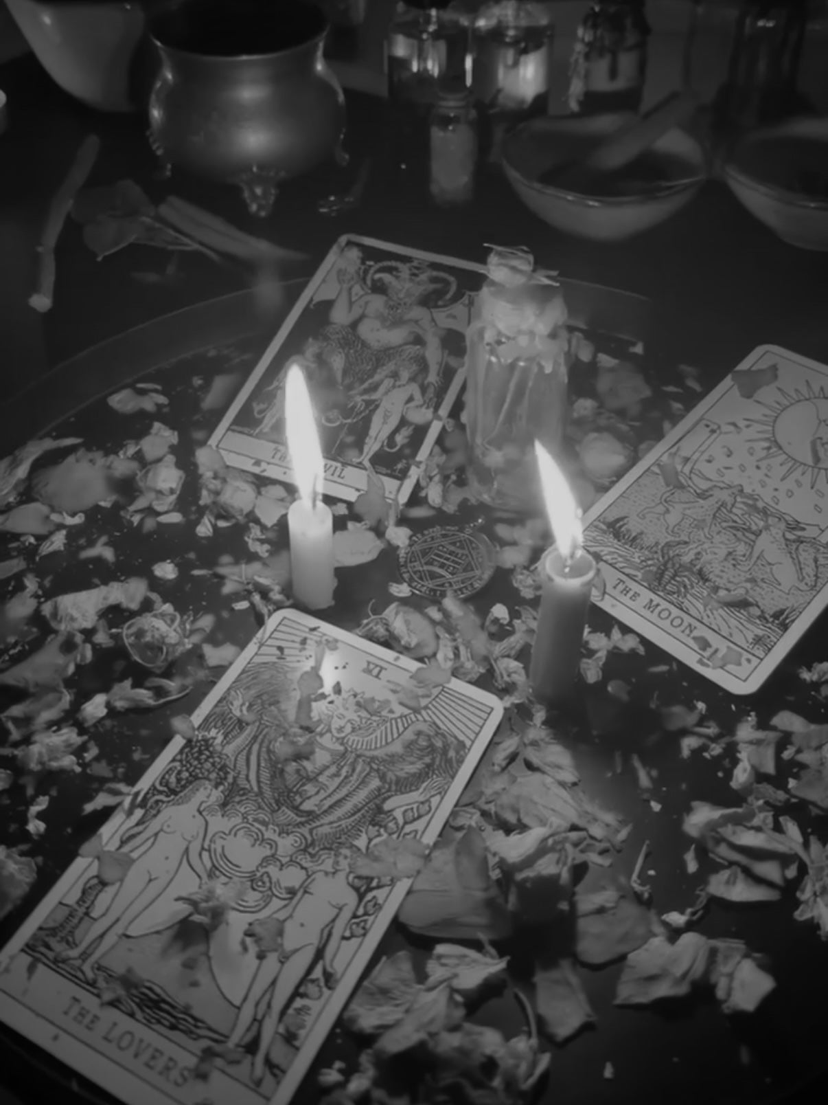 Love Spell – Draw Your Heart’s Desire to You - Lapis Occulte